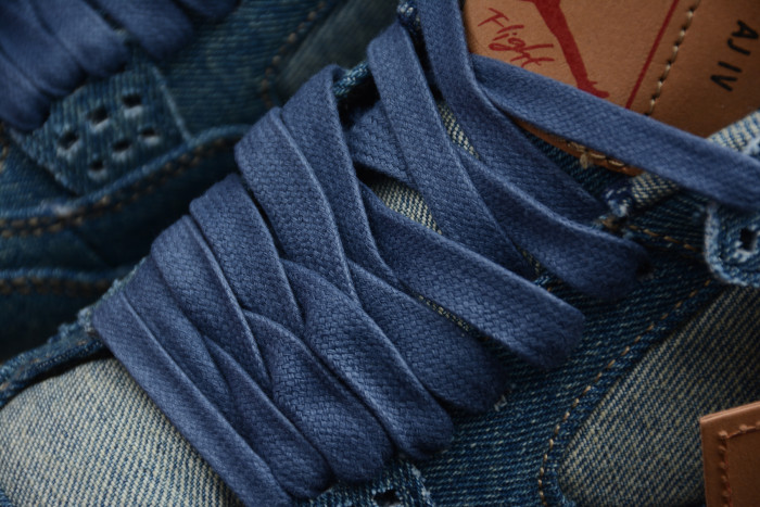 Levi’s x Nike Air Jordan 4 Denim AO2571-401