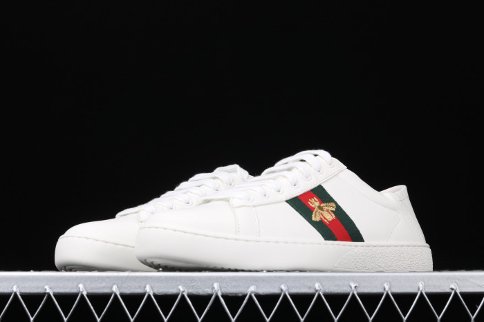 GUCC Ace Embroidered Low-Top Sneaker white with bee ‎429446 02JP0 9064