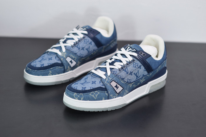 B00B7 Loui Vuitto FRONTROW SNEAKER LOW