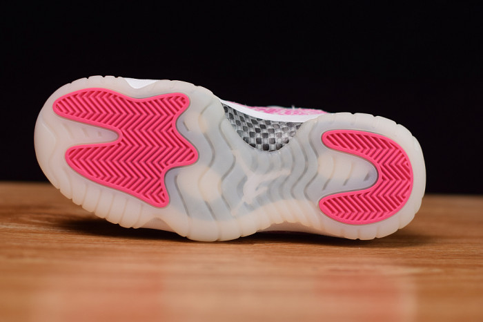Air Jordan 11 Low WMNS “Pink Snakeskin” AH7860-106