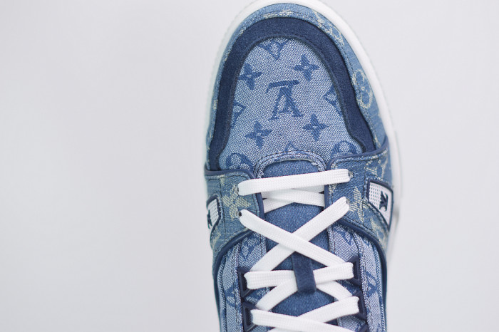 B00B7 Loui Vuitto FRONTROW SNEAKER LOW